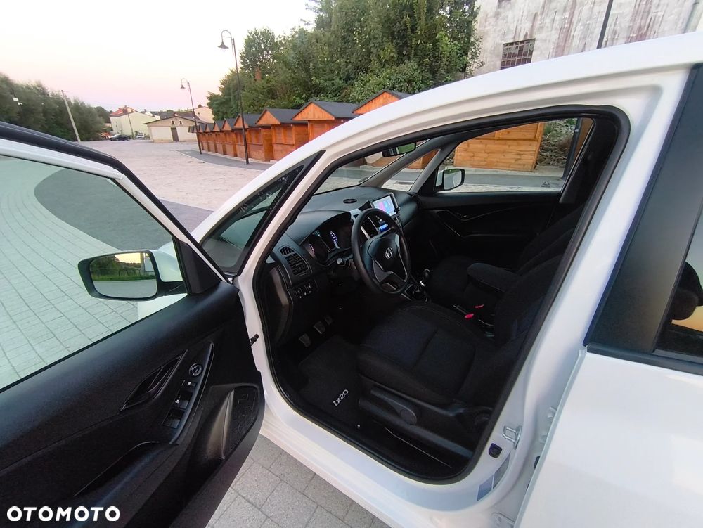 Hyundai ix20 1.4 Premium blue - 8
