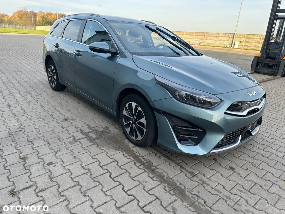 Kia Ceed 1.6 GDI PHEV L DCT - 1
