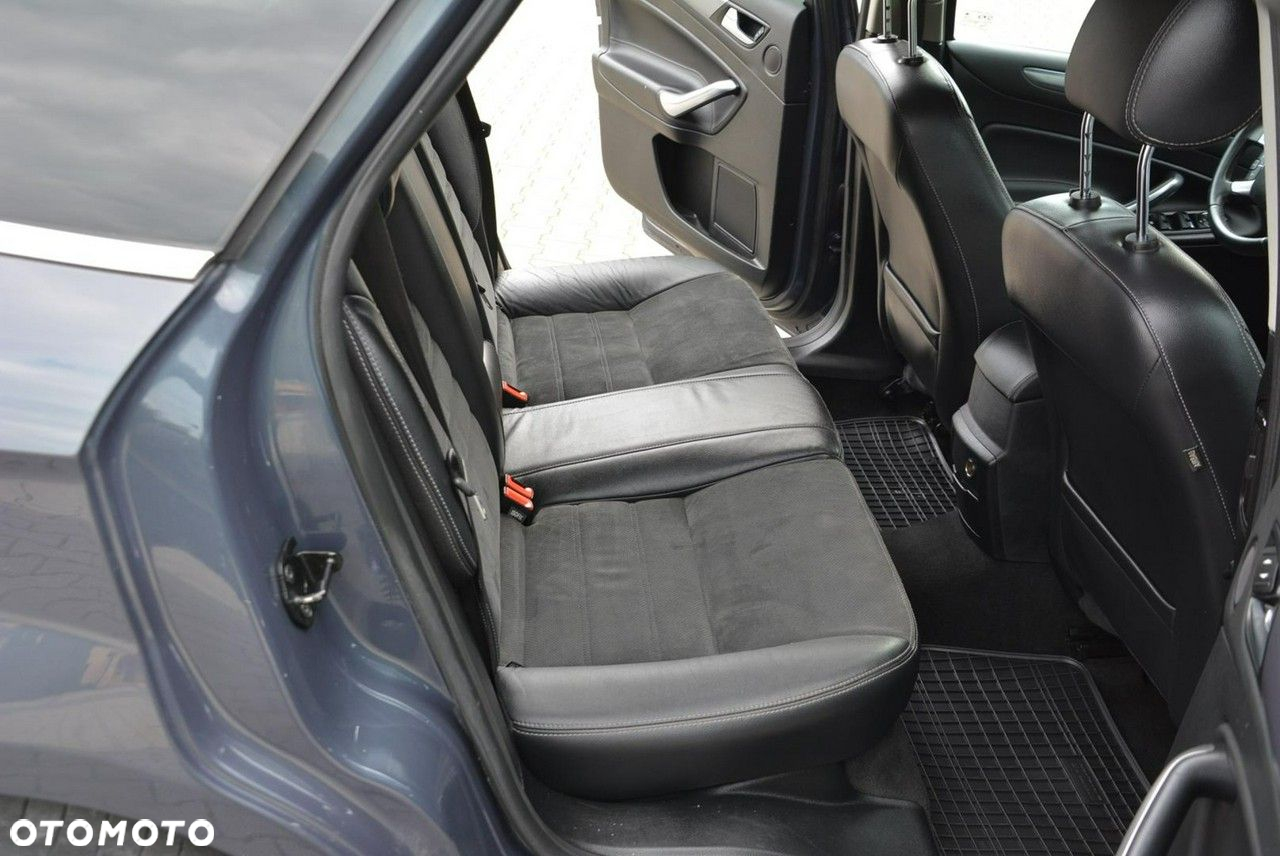 Ford Mondeo 2.0 TDCi Titanium - 15