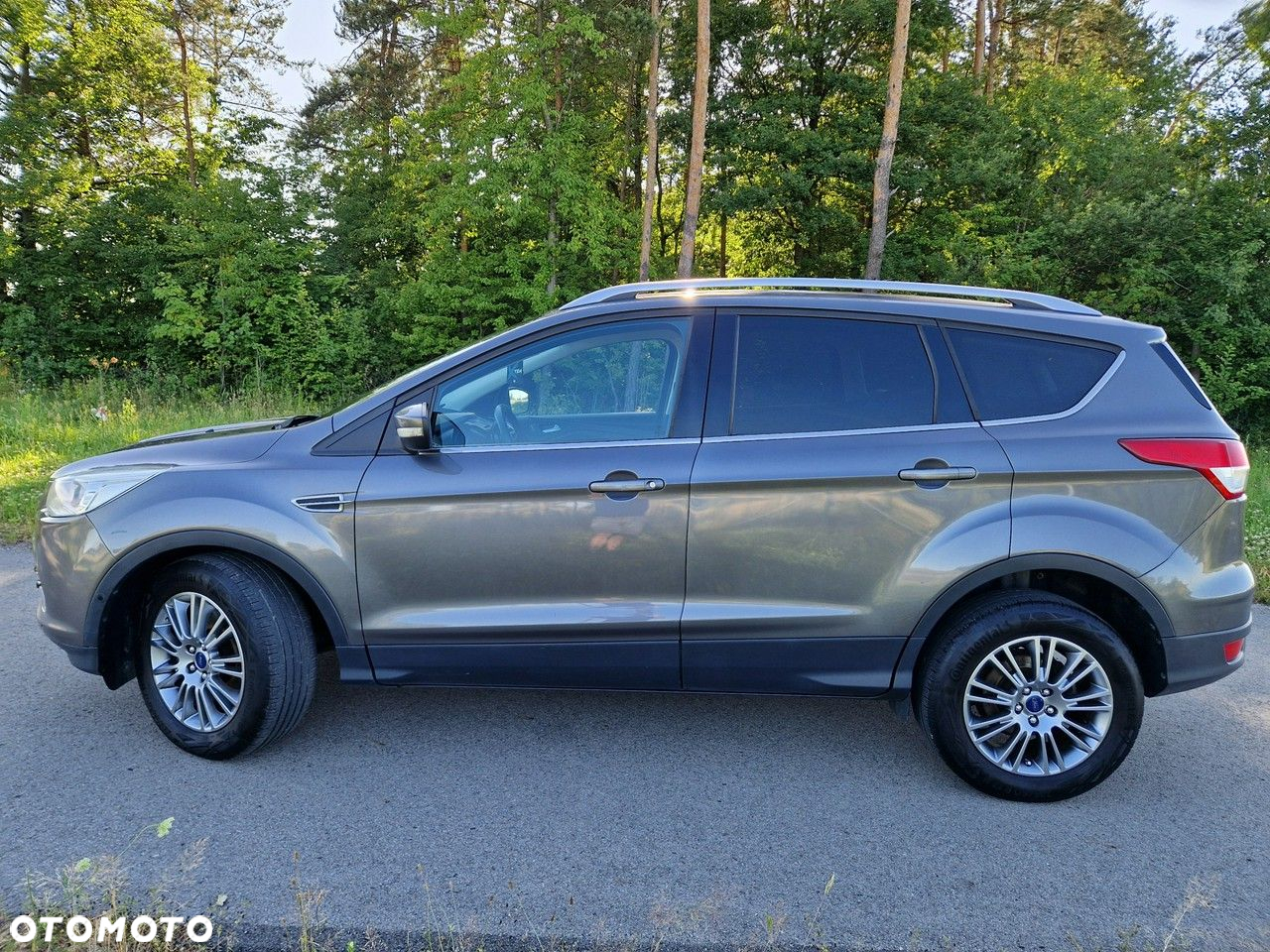 Ford Kuga - 2
