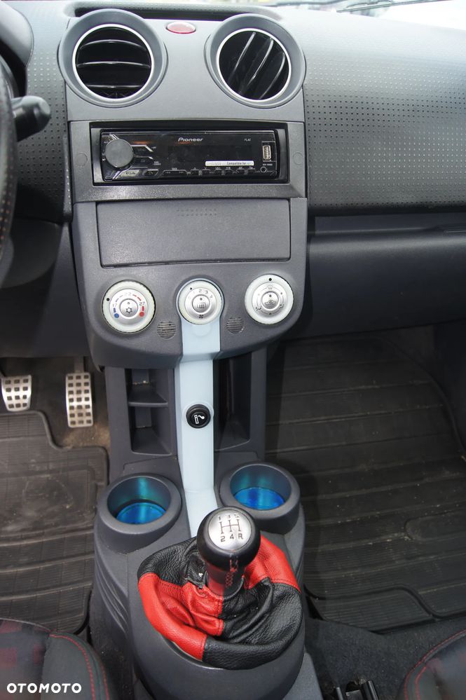 Mitsubishi Colt - 12
