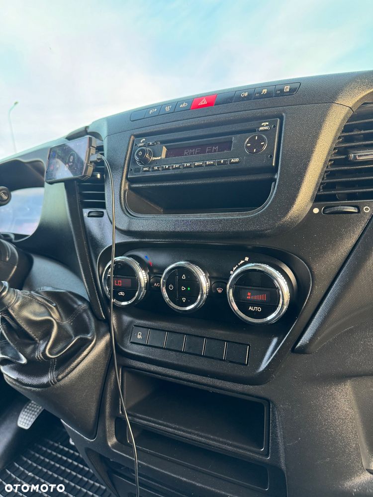 Iveco Daily 35S14 - 33