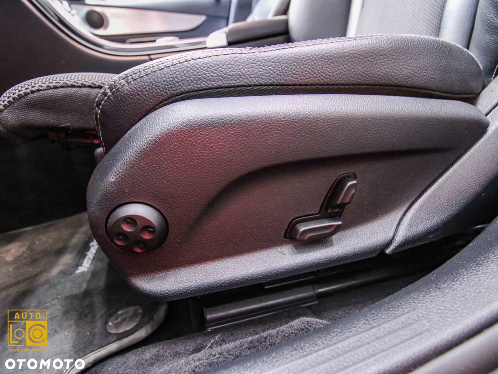 Mercedes-Benz Klasa C 300 d 9G-TRONIC Avantgarde - 29