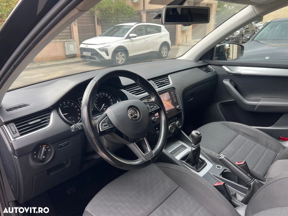Skoda Octavia 1.6 TDI Ambition - 10
