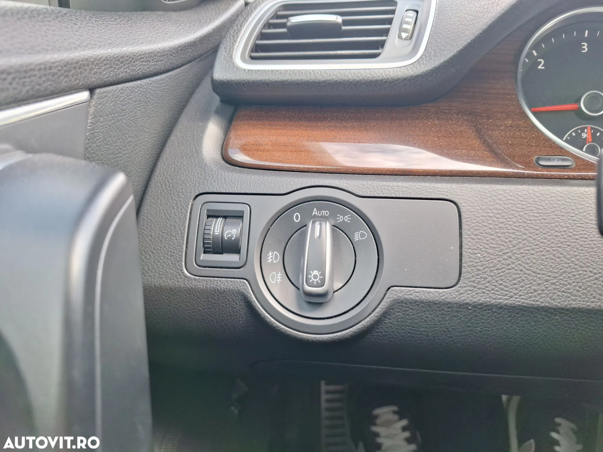 Volkswagen Passat - 21