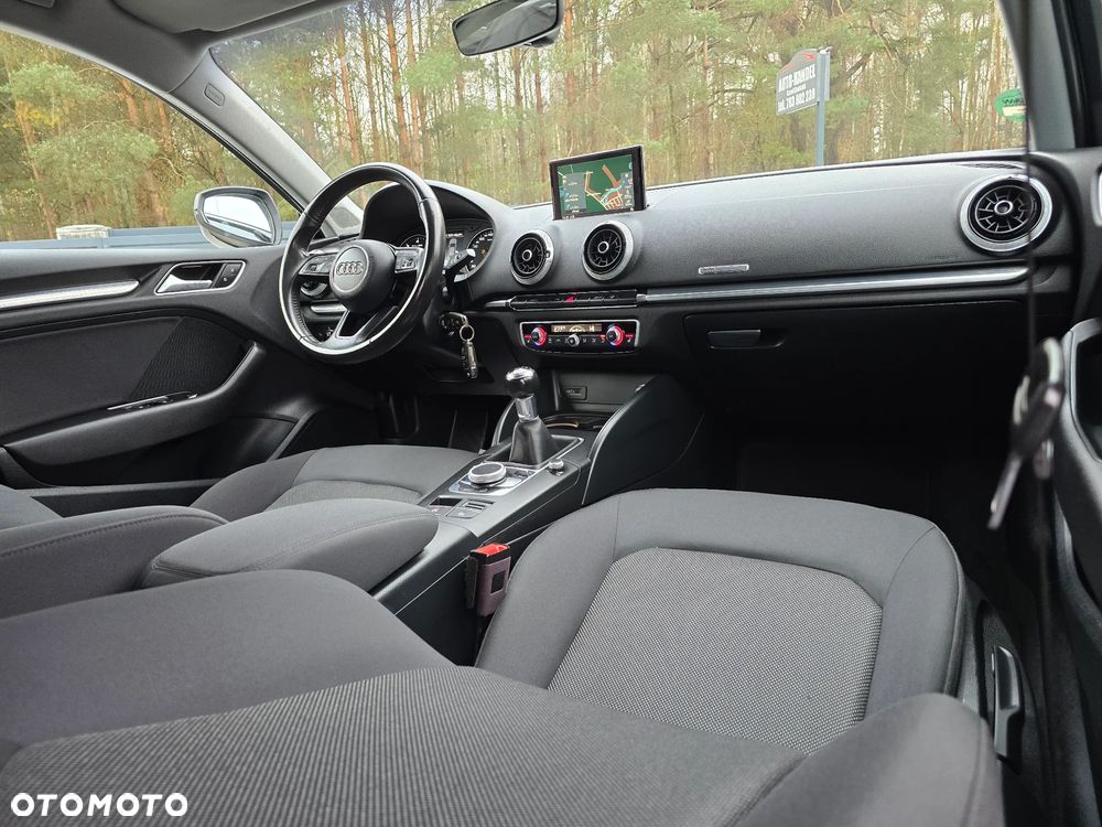 Audi A3 Limousine 2.0 TDI Ambiente - 23