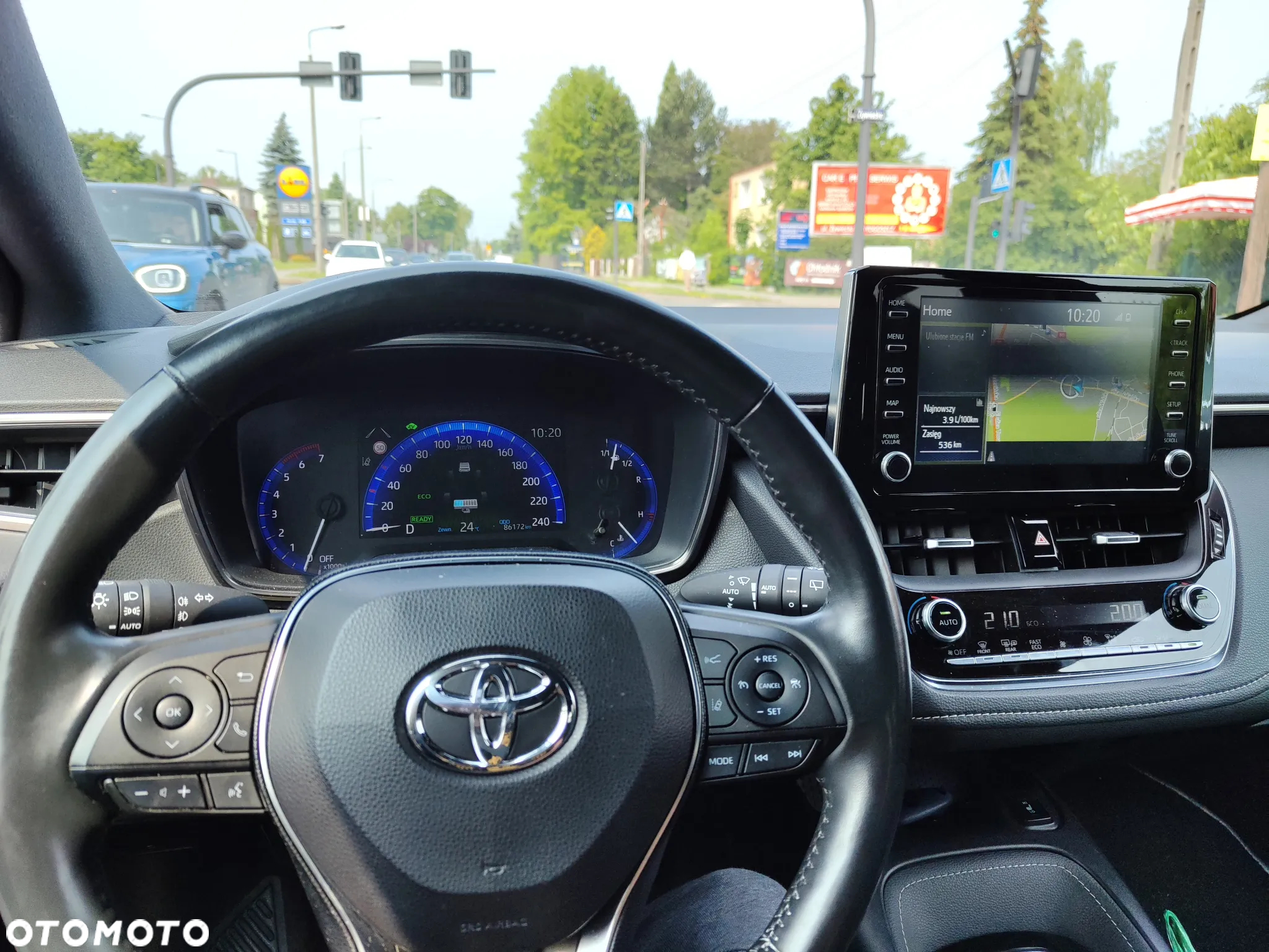 Toyota Corolla - 16