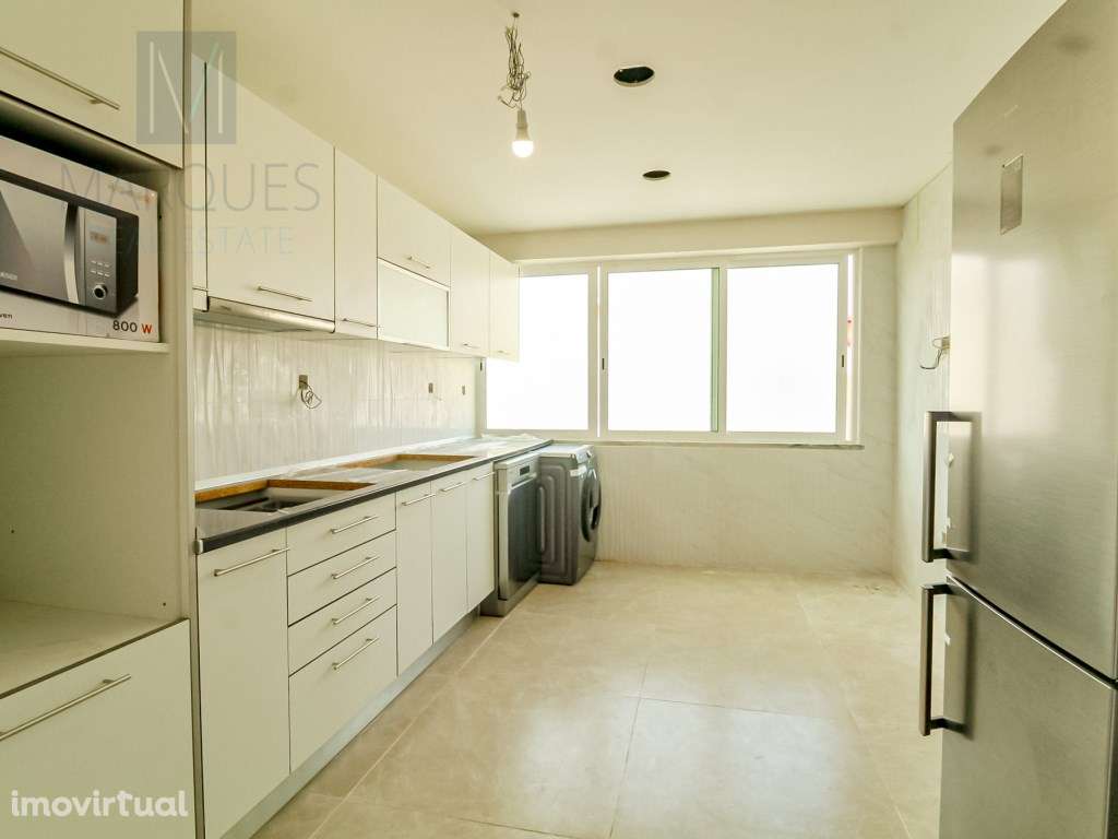 Apartamento T2 com Arrecadação no Carregado - Alenquer - Grande imagem: 2/16