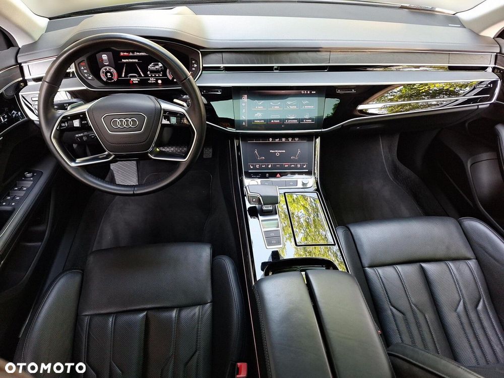 Audi A8 - 11