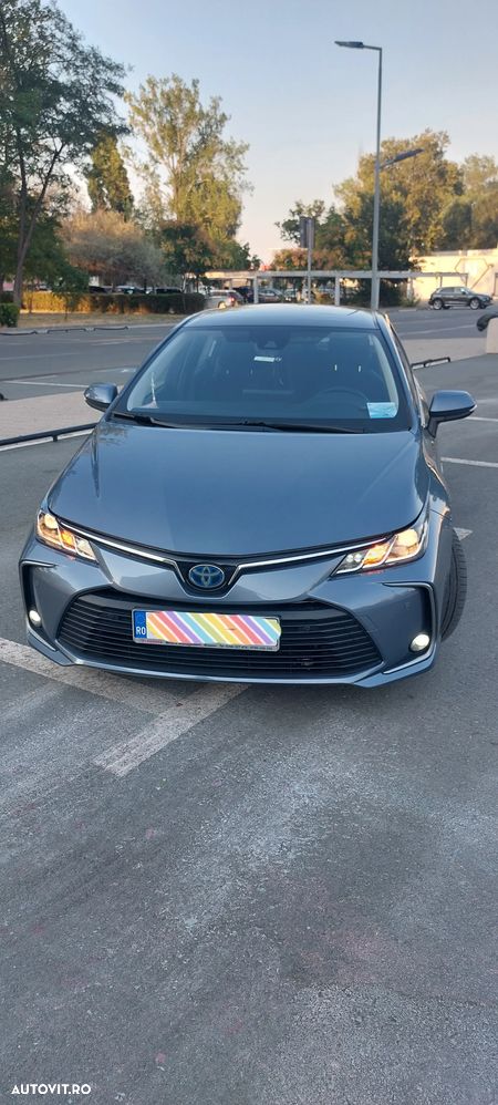 Toyota Corolla Sedan 1.8 HSD Business - 1