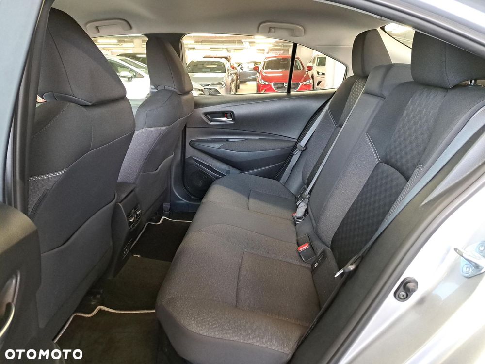 Toyota Corolla 1.8 Hybrid Comfort - 12