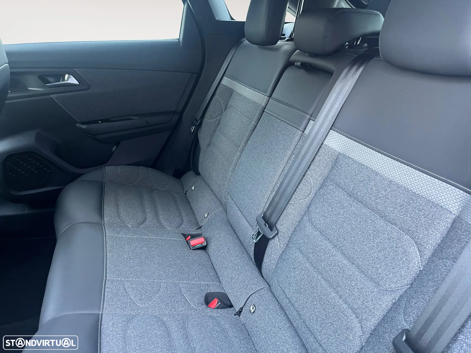 Citroën C5 X 1.6 Hybrid Feel Pack e-EAT8 - 15
