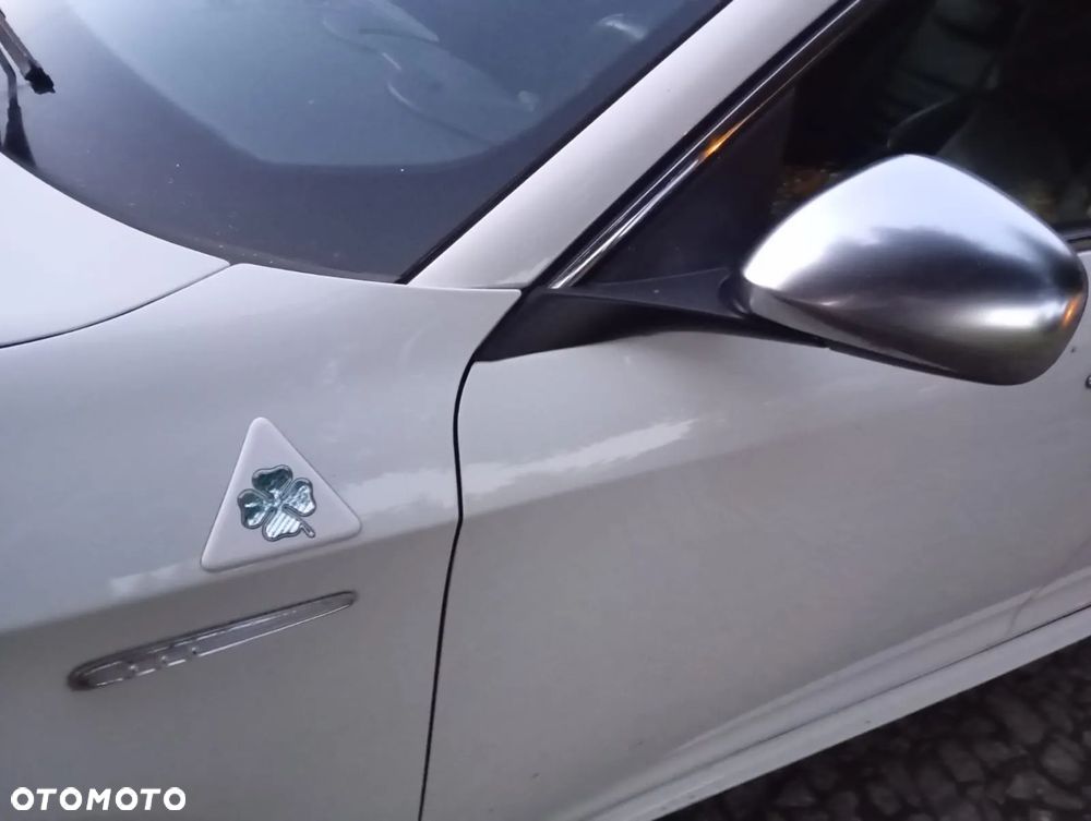 Alfa Romeo Giulietta 1750 TBi Quadrifoglio Verde - 4