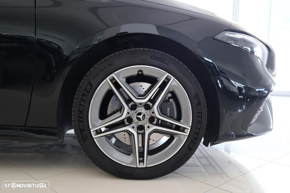 Mercedes-Benz A 250 e 8G-DCT AMG Line Advanced Plus - 6
