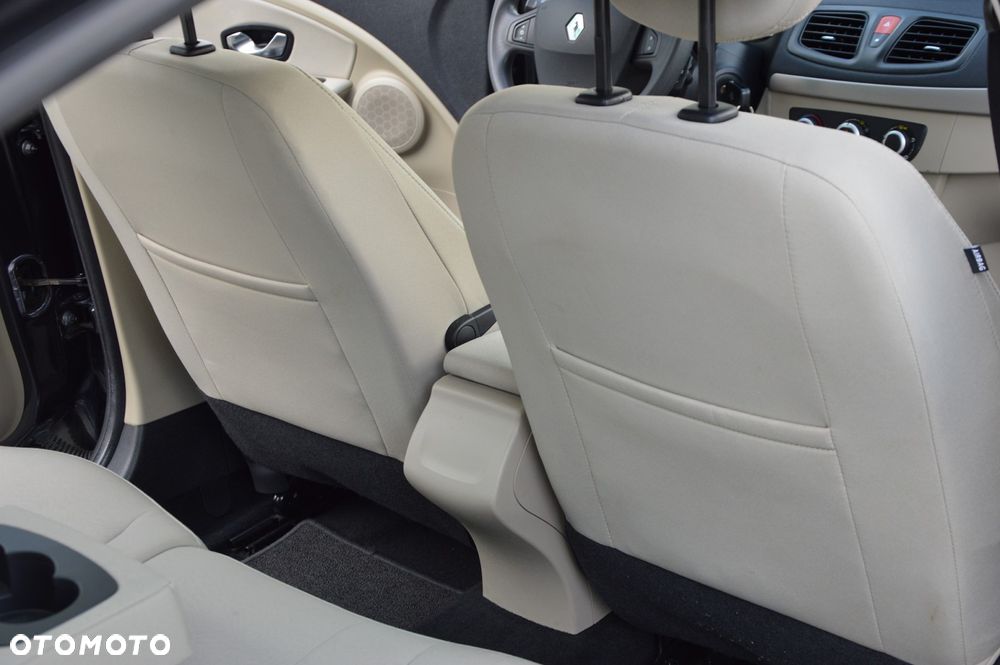 Renault Fluence 1.6 16V Expression - 17