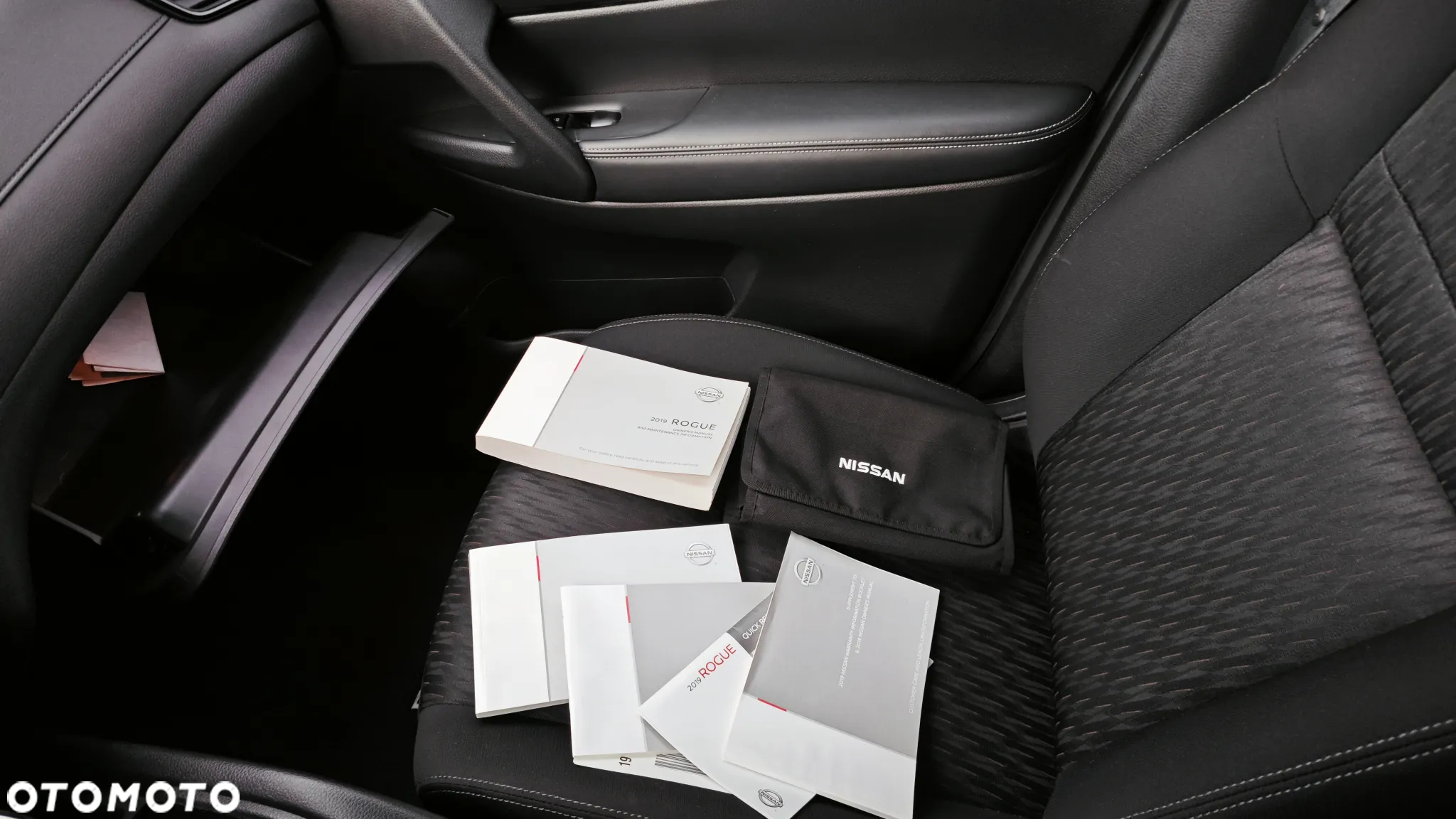 Nissan Rogue - 20