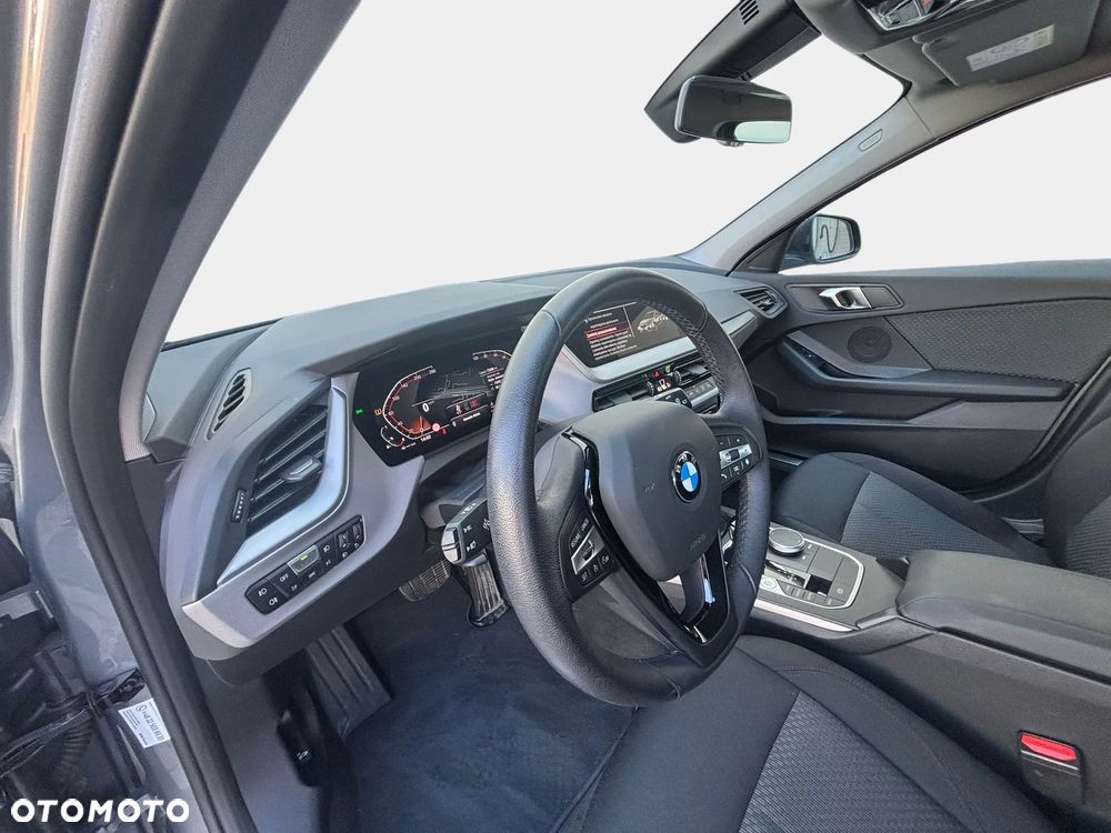 BMW Seria 1 118i Advantage - 15