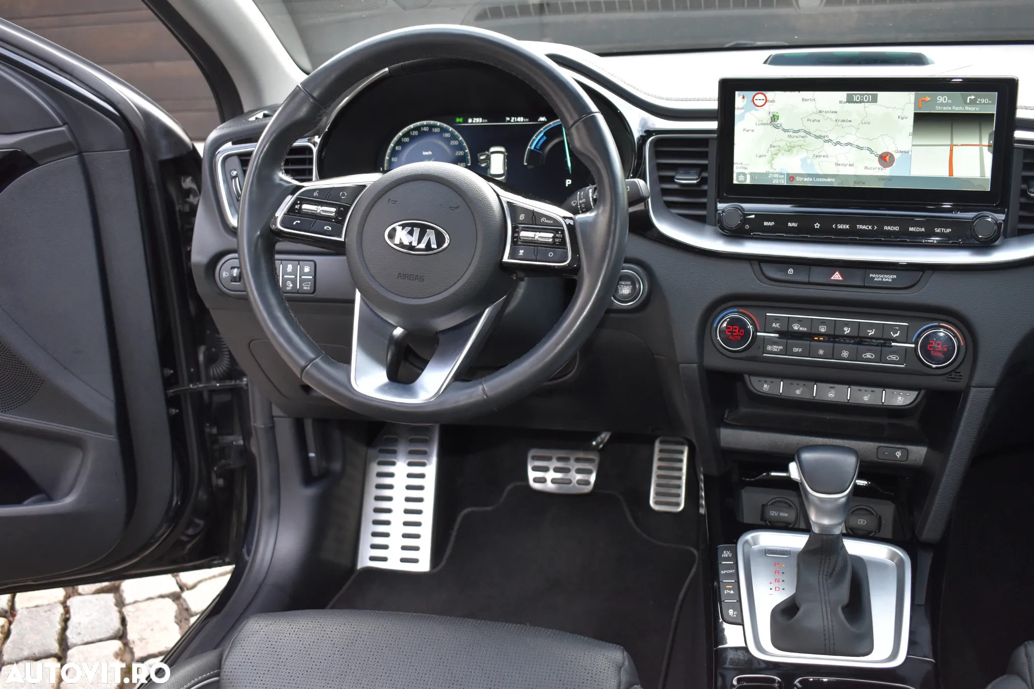 Kia Ceed SW 1.6 GDI DCT OPF Plug-in-Hybrid Platinum Edition - 31