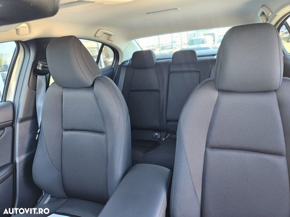 Mazda 3 - 16