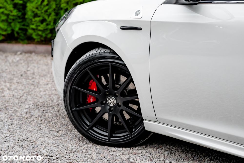 Alfa Romeo Giulietta 1750 TBi QV TCT - 11