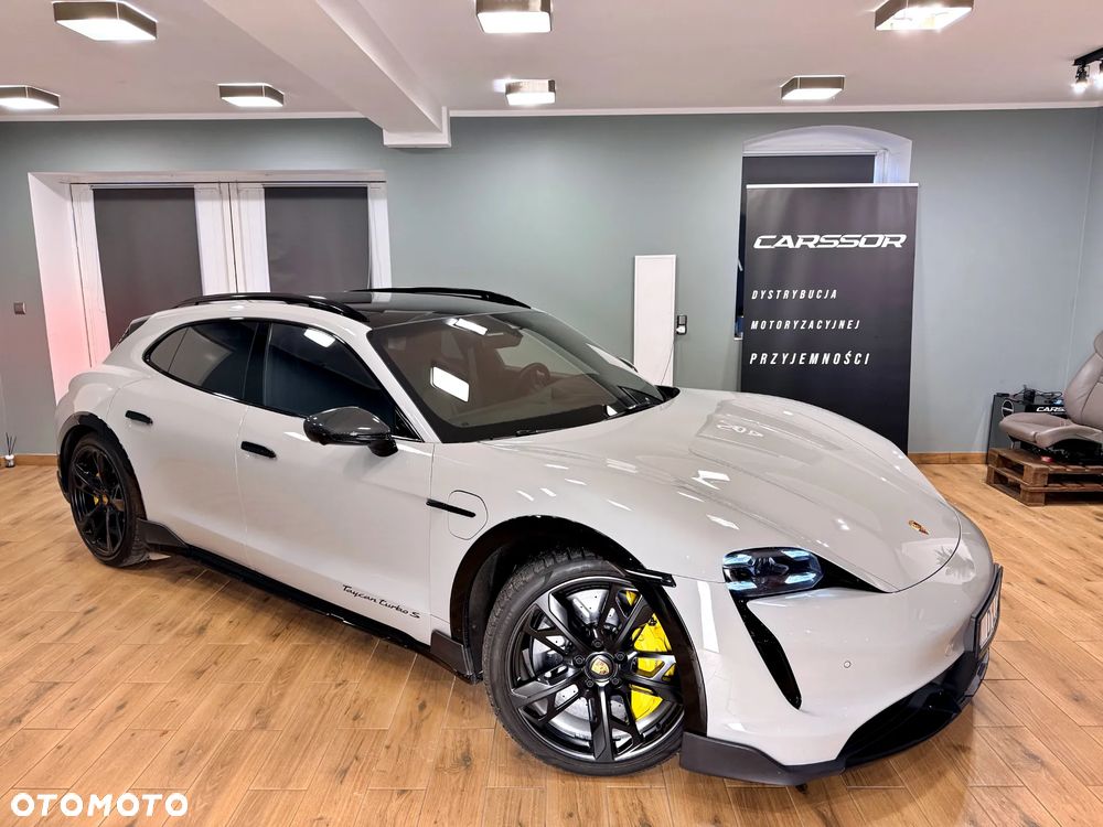 Porsche Taycan - 9