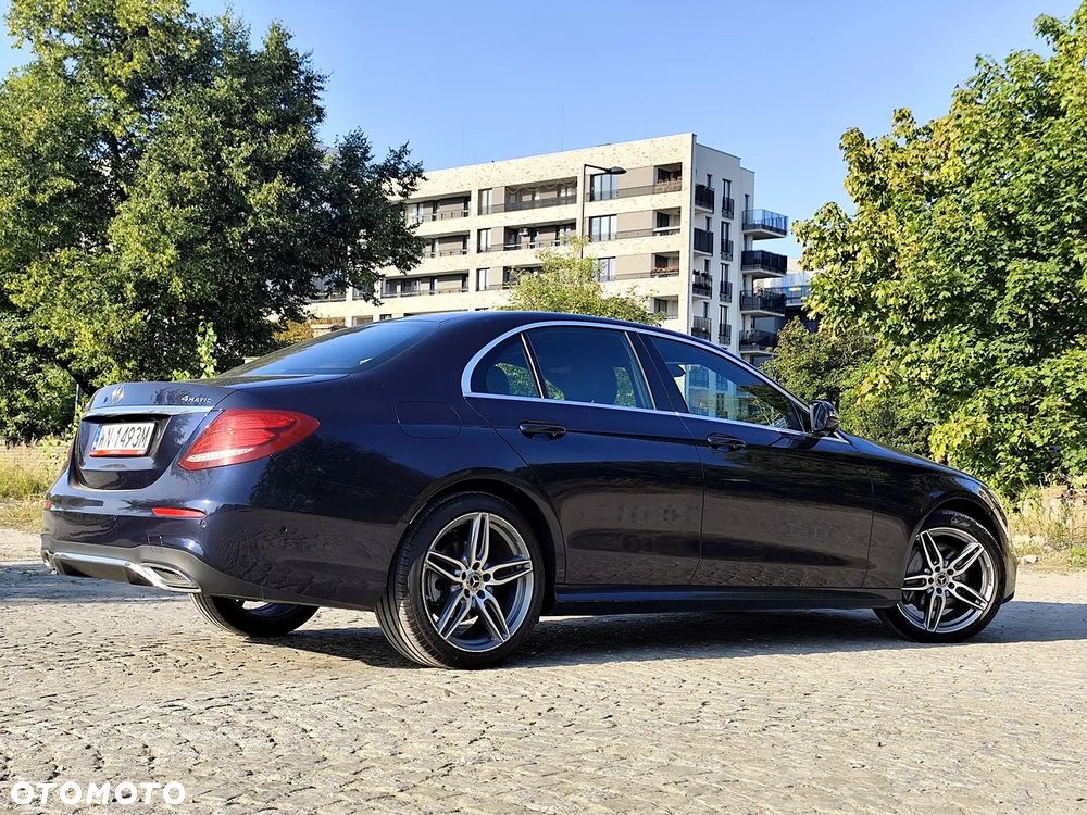 Mercedes-Benz Klasa E 220 d 4-Matic 9G-TRONIC - 6