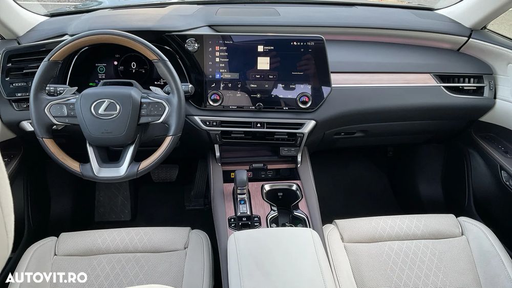 Lexus Seria RX 450h+ E-Four PHEV Luxury Mark Levinson - 8