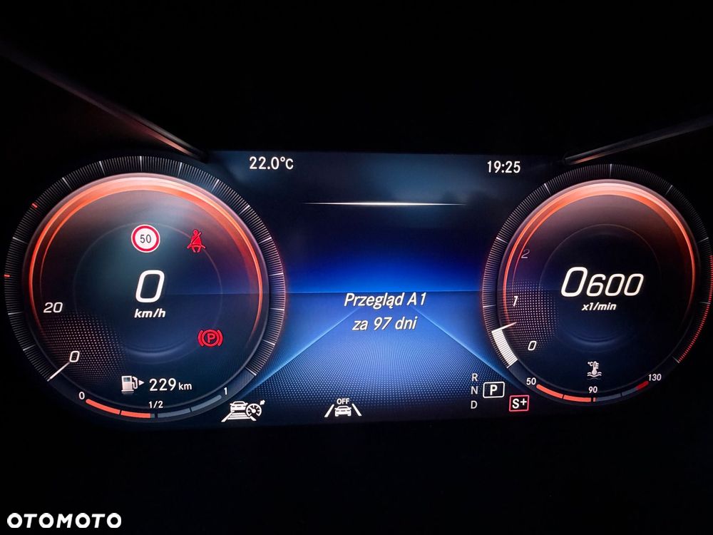 Mercedes-Benz Klasa C 400 4-Matic 9G-TRONIC - 2