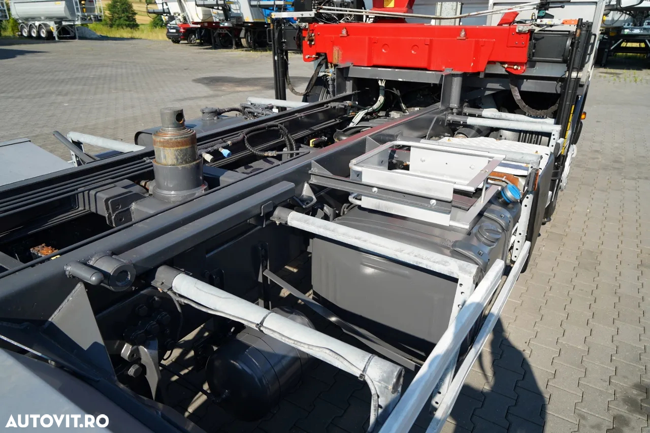 Scania P 280 / 4X2 / CILINDRU BASCUNĂ / + HMF 635 HDS / CAPACITATE DE RIDICARE 1.500 KG / EXTENSIE MAXIMĂ 7 M / RADIOCOMANDĂ / EURO 6 - 16