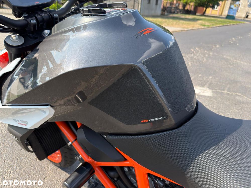 KTM Super Duke - 13
