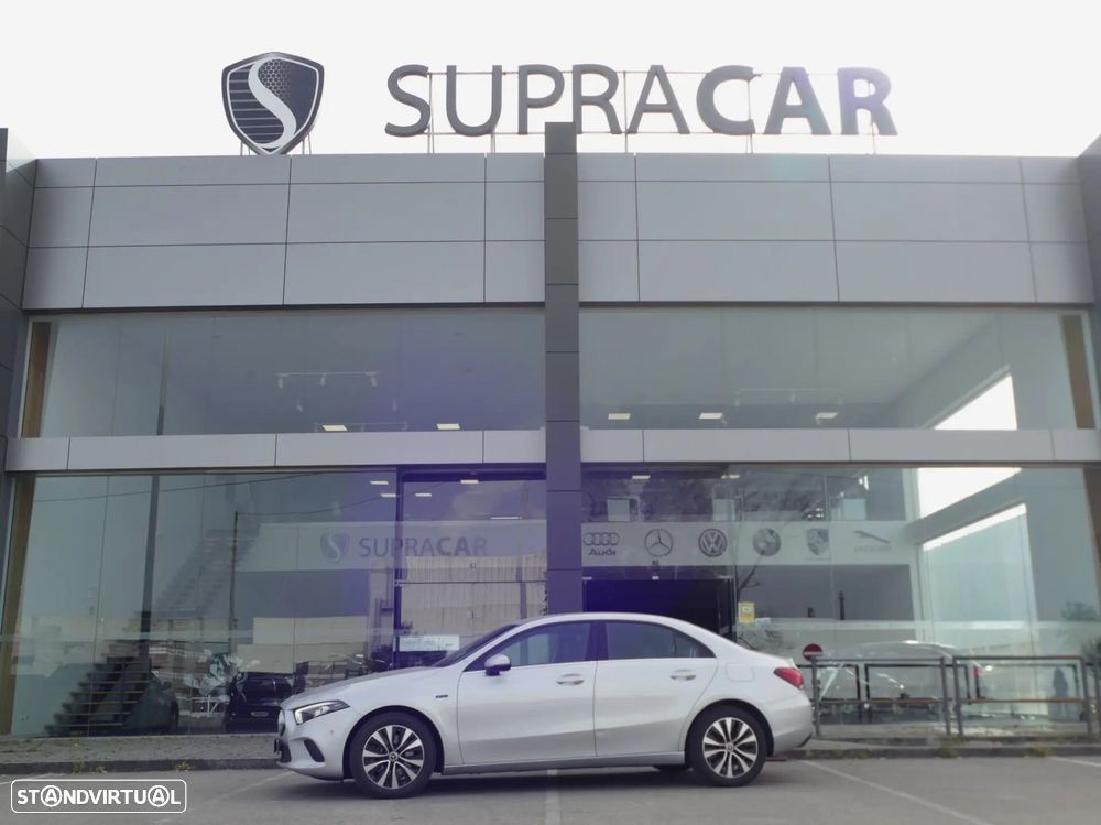 Mercedes-Benz A 250 Limousine e Style Plus - 38