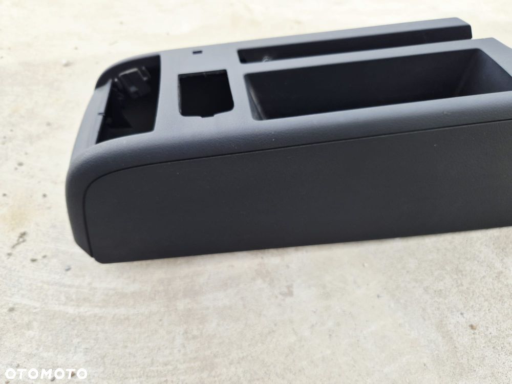 Tunel Środkowy 2Din Czarny Soul Seat Exeo 3R0863241A - 8