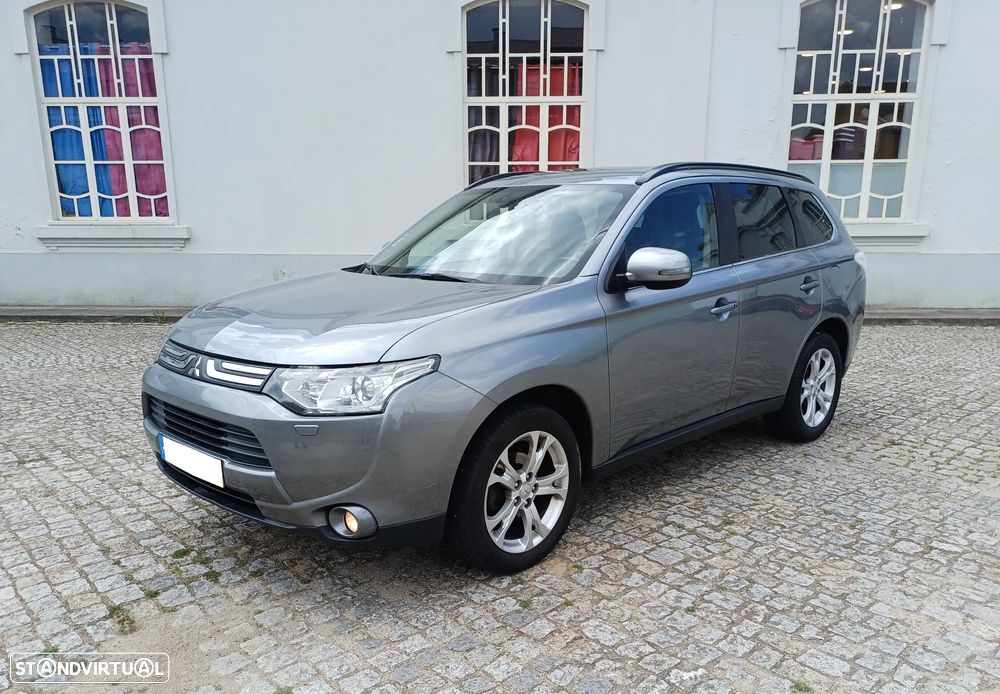 Mitsubishi Outlander 2.2 DI-D Intense+ - 9