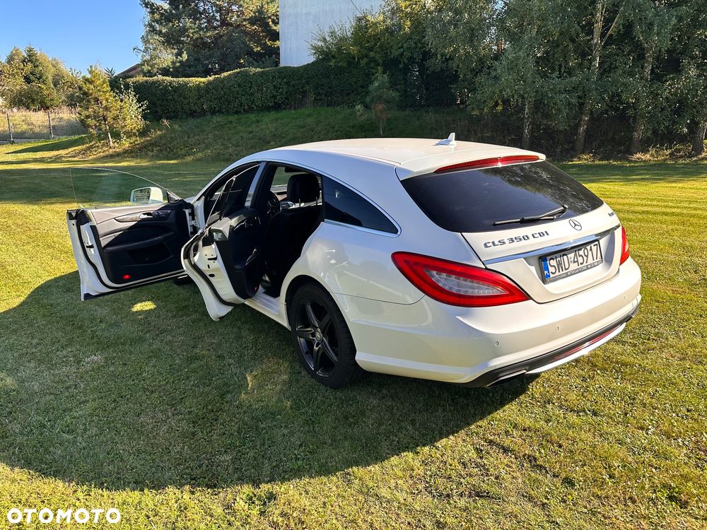 Mercedes-Benz CLS - 16