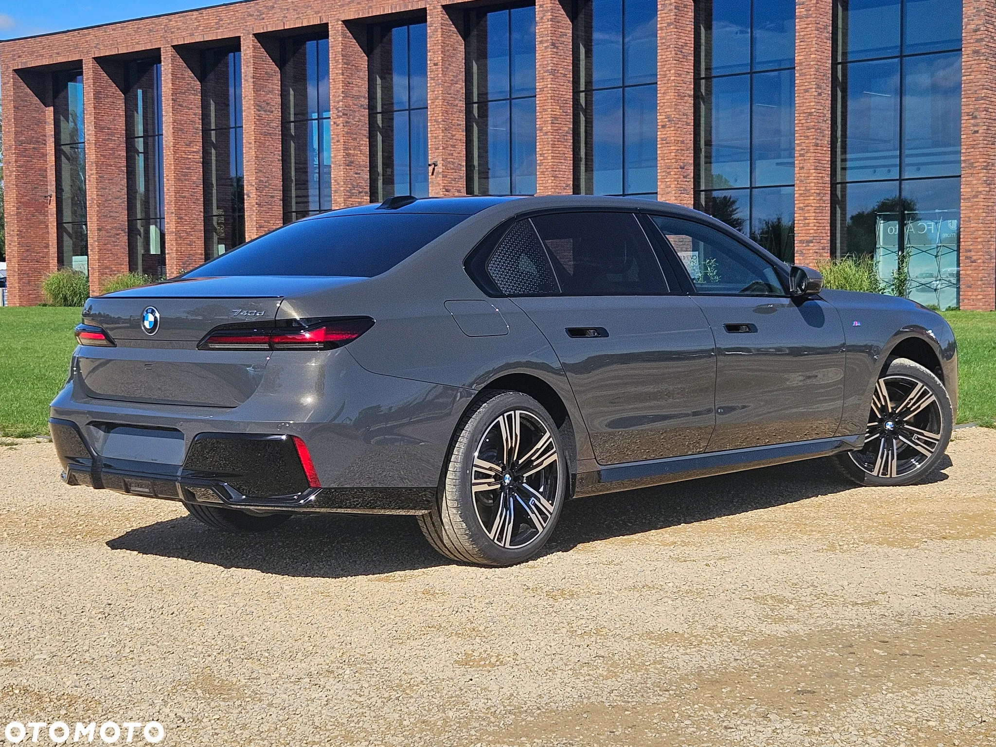 BMW Seria 7 - 8