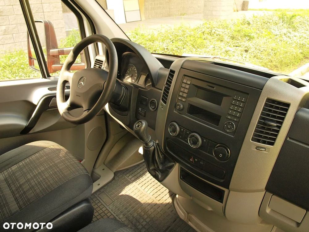 Mercedes-Benz Sprinter - 3