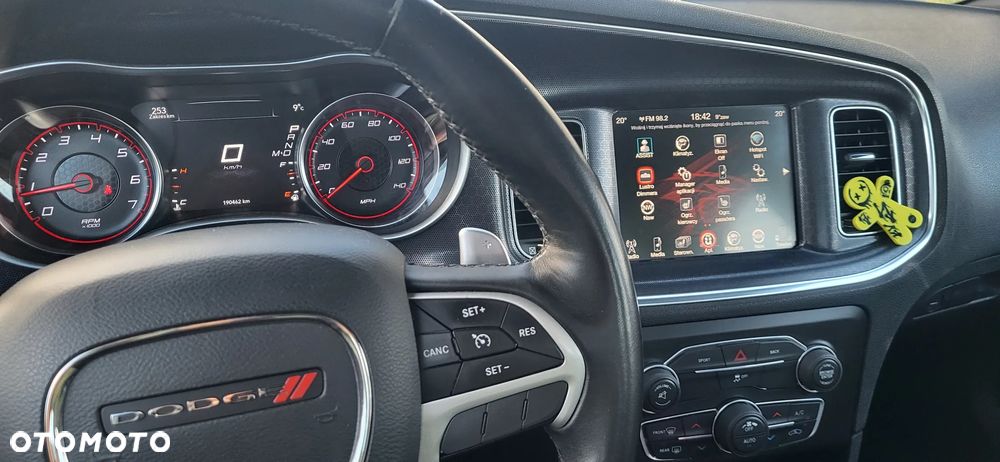 Dodge Charger - 3