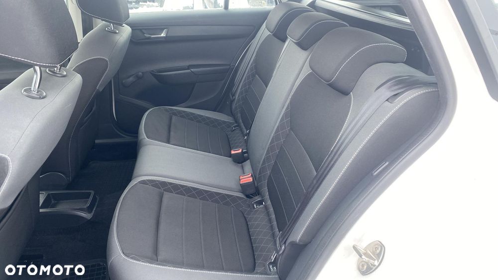 Skoda Fabia 1.0 TSI Ambition - 13