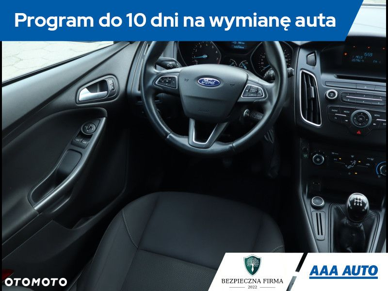 Ford Focus - 8