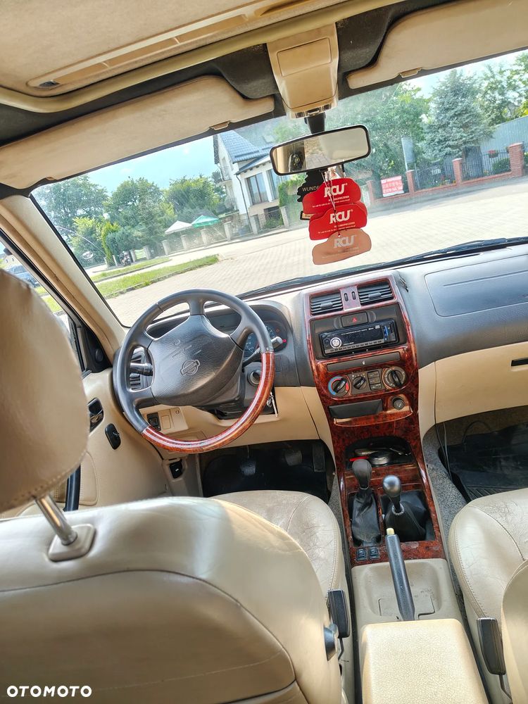 Nissan Terrano 2.7 TDi Comfort - 7