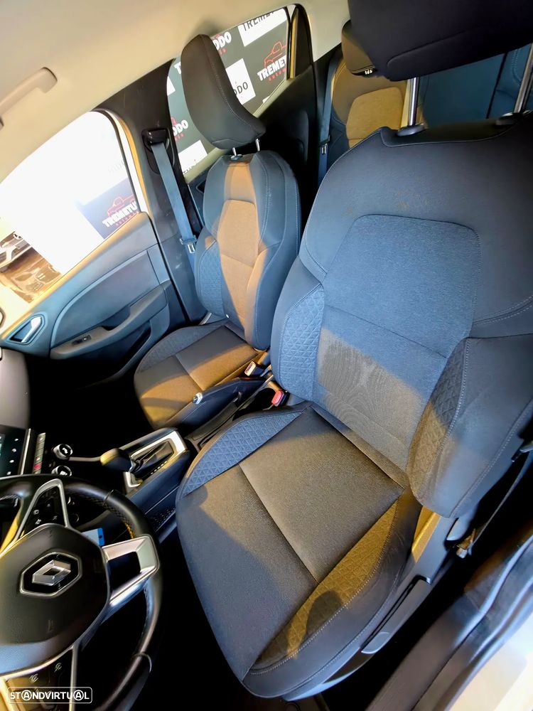Renault Clio 1.6 E-Tech Edition One - 21