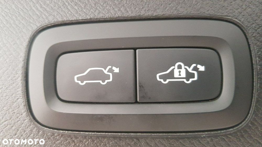 Volvo XC 90 - 19