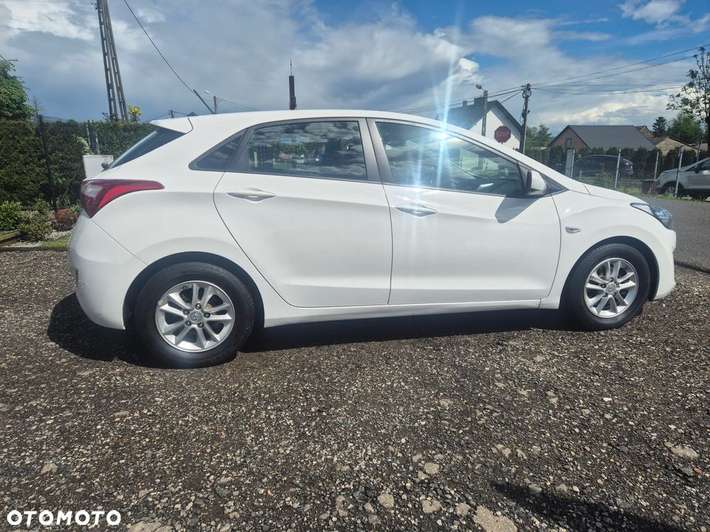 Hyundai i30 1.4 Trend - 5