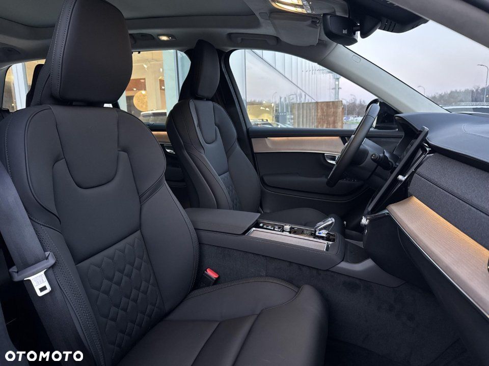 Volvo XC 90 - 18