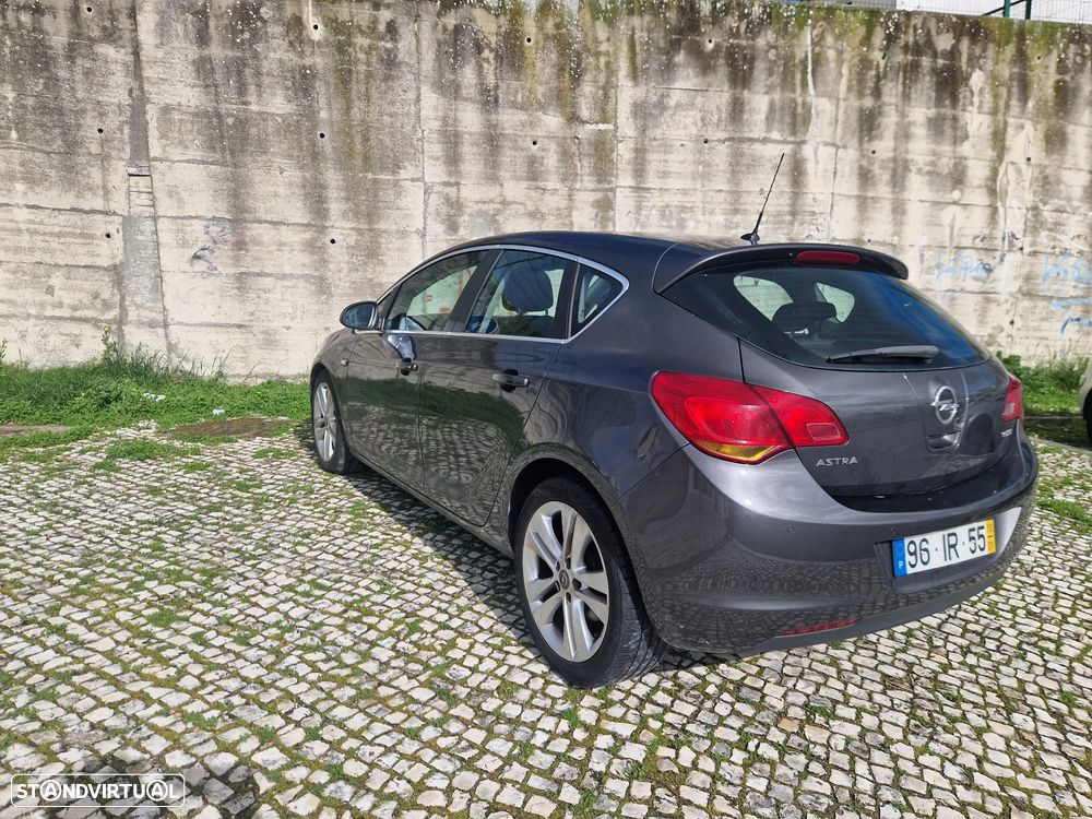 Opel Astra 1.7 CDTI Cosmo - 6