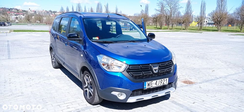 Dacia Lodgy 1.5 Blue dCi Stepway S&S - 11