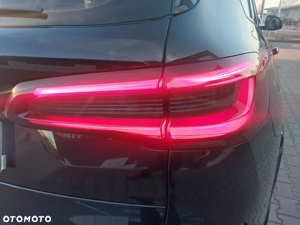 BMW X5 xDrive30d - 33