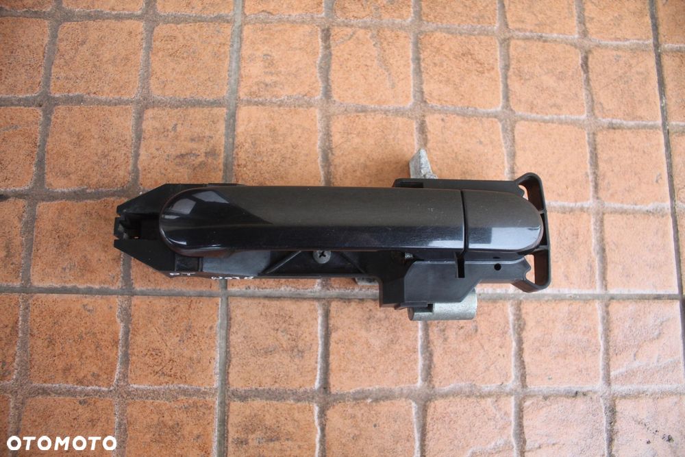KLAMKA DRZWI PRAWY TYŁ Z11 NISSAN NOTE E11 - 2
