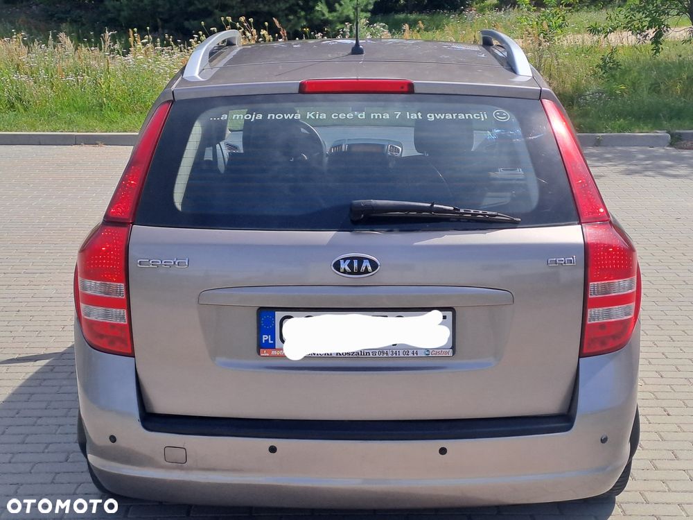 Kia Ceed - 6