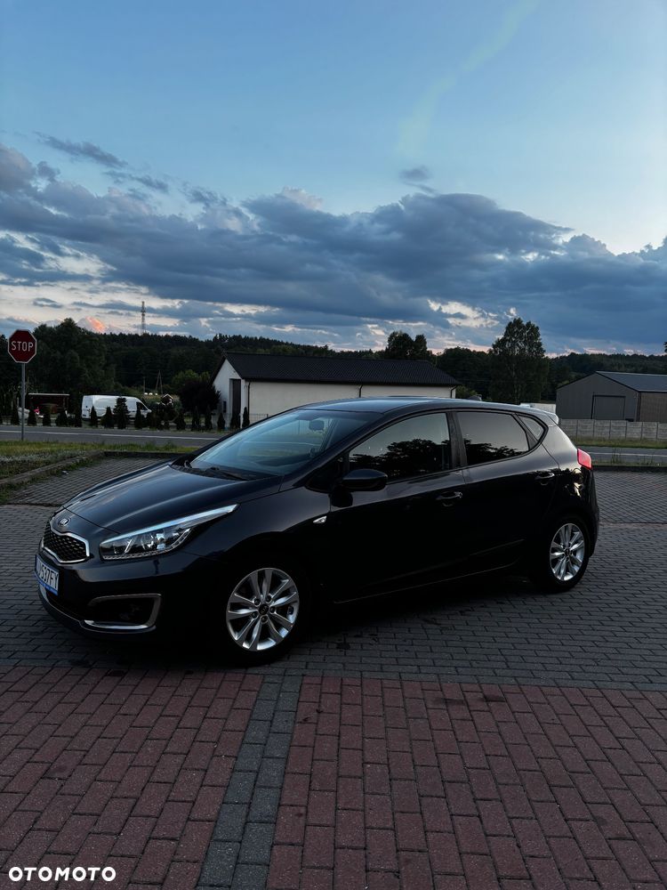 Kia Ceed 1.6 CRDi M - 3
